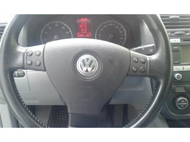 Volkswagen Jetta 1.4 TSI Comfortline 8