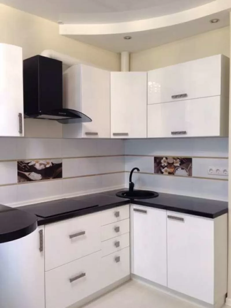 Сдам кухня-студия+спальня в новострое ул.Разумовская 5