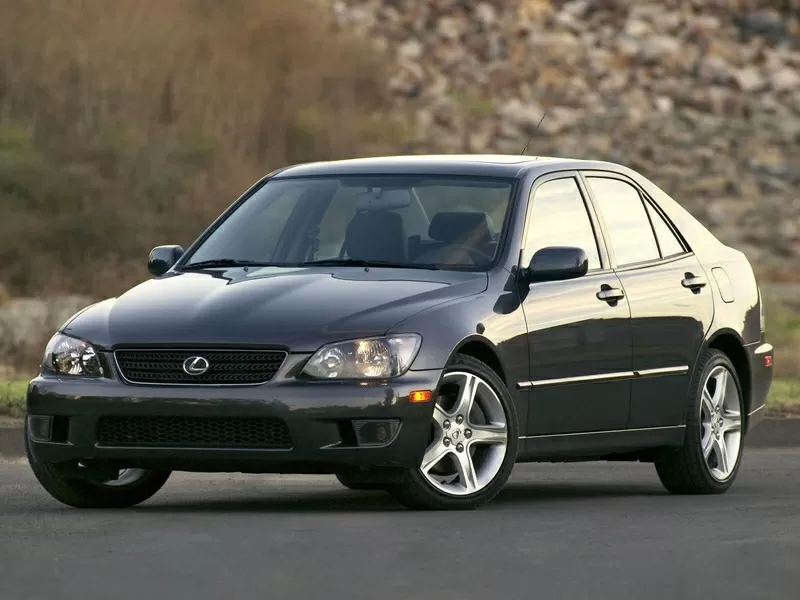 Lexus IS 200,  2001 г. Запчасти