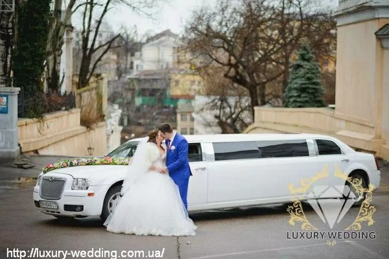 Прокат лимузинов на свадьбу  от «Luxury Wedding»