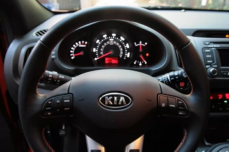 Продам Kia Sportage,  срочно. 2