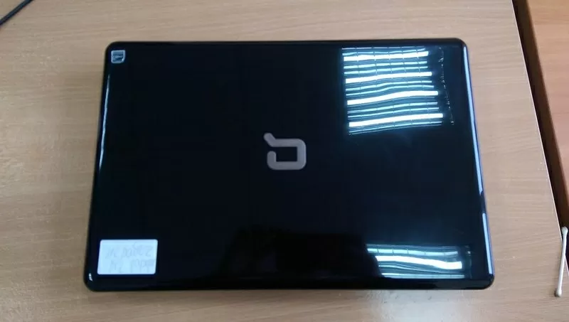 Продам офисный ноутбук Compaq 2