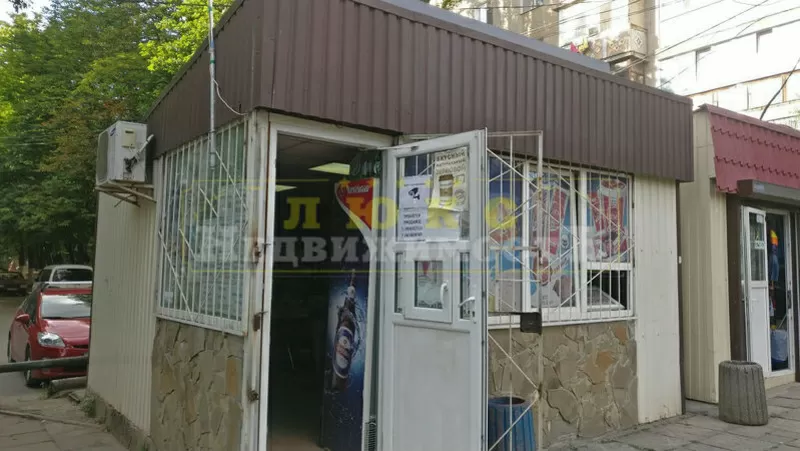 Продам отдельностоящий магазин Ак. Глушко /  Киевский рынок 2