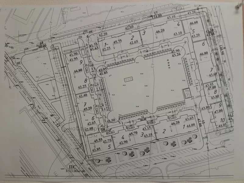Строительная компания реализует свои коммерческие помещения. 5
