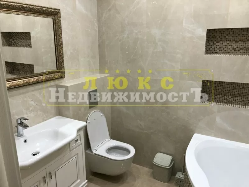 Продам 2ком. квартиру 80м2 Аркадия,  ЖК 32 Жемчужина,  Каманина 5