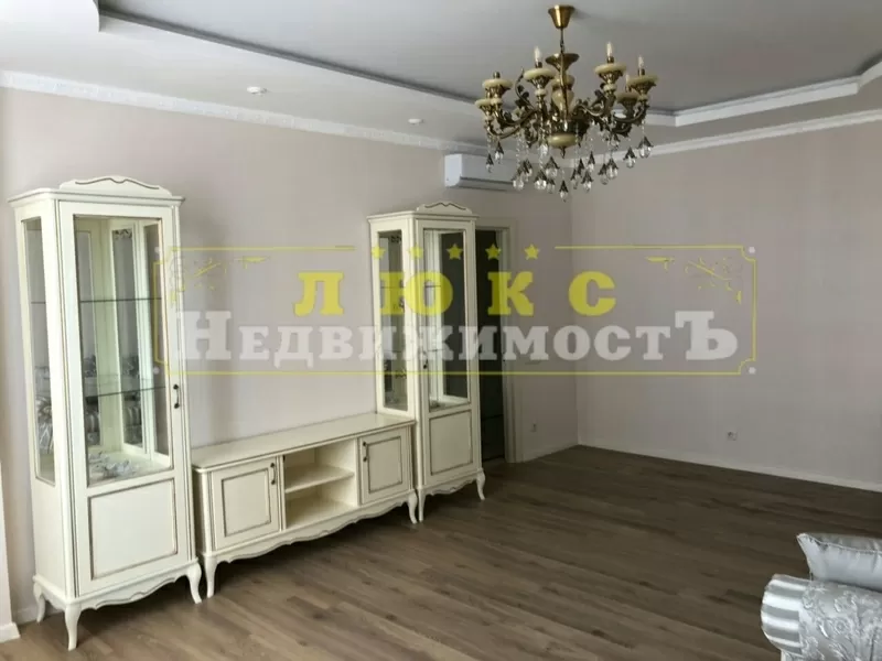 Продам 2ком. квартиру 80м2 Аркадия,  ЖК 32 Жемчужина,  Каманина 10