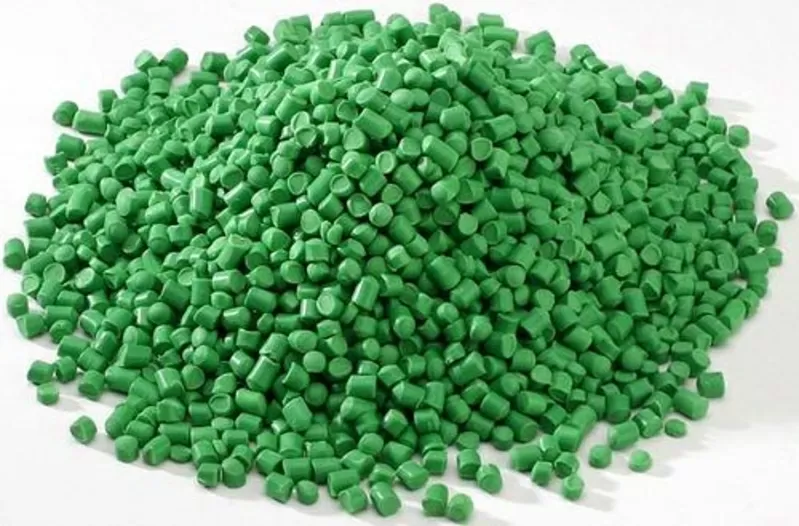 Зеленый полипропилен экструзионный по 2,  24 р/кг 2