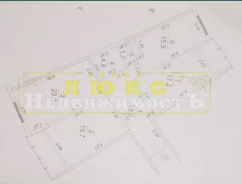 Срочно продам трехкомнатную квартиру  в Приморском районе на Генуэзско 3