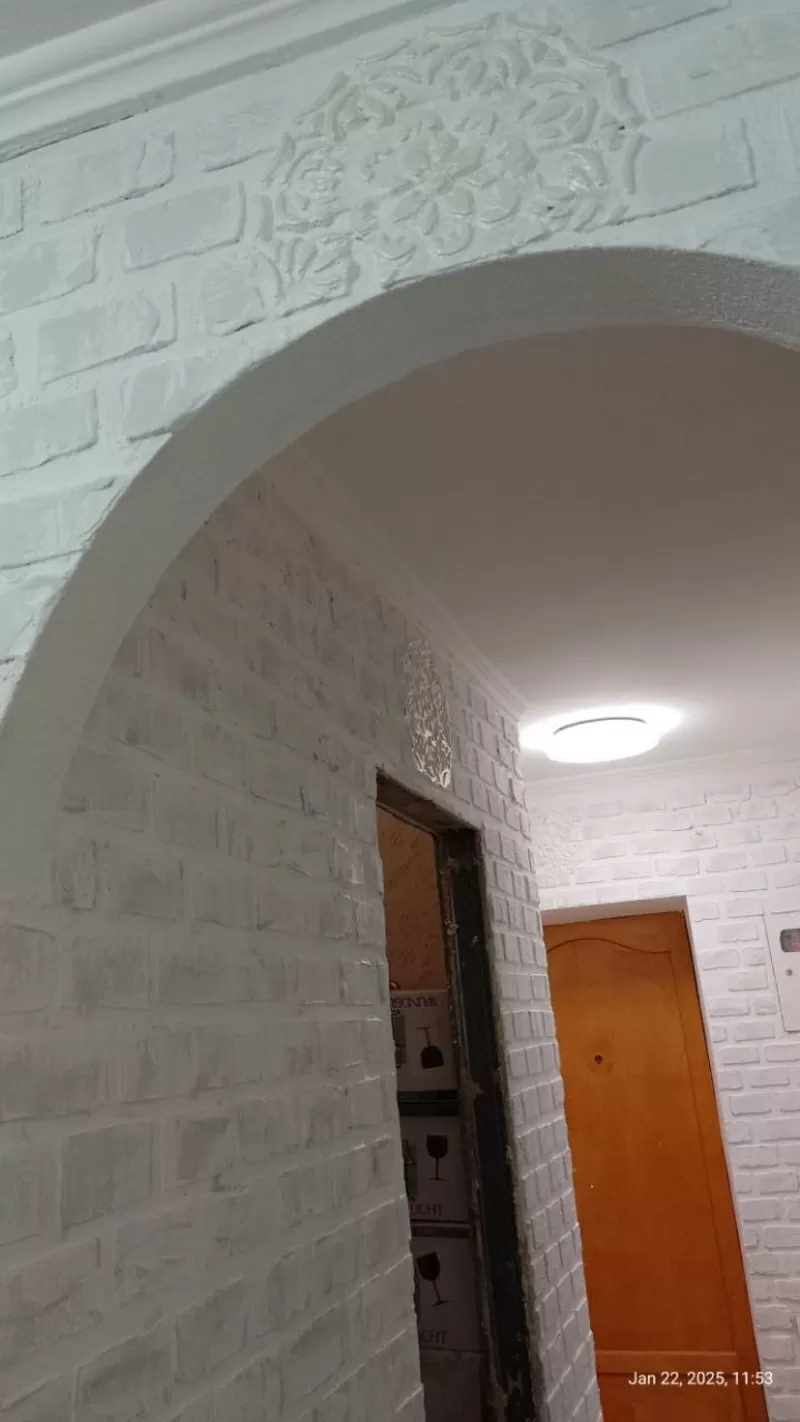 внутренняя декоративная отделка,   обои.откосы. шпатлевка. ламинат. 3