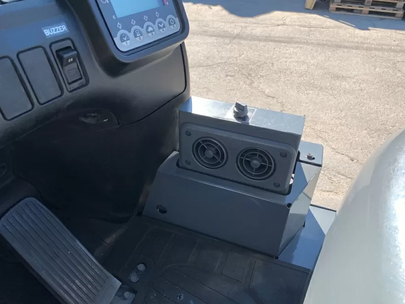 Вилочний автонавантажувач TCM (Nissan),  з напівкабіною,  піччю 3