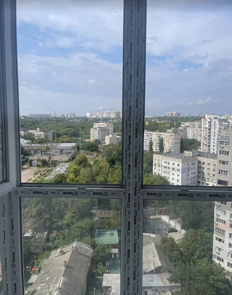 Квартира на вул Пішонівській,   5