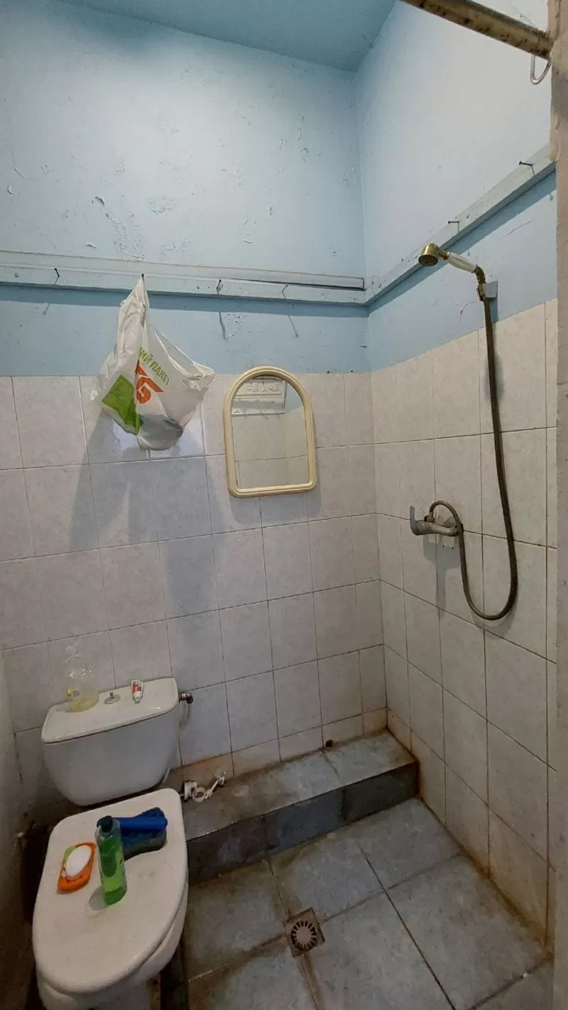 Будова на Приморській вул. 10