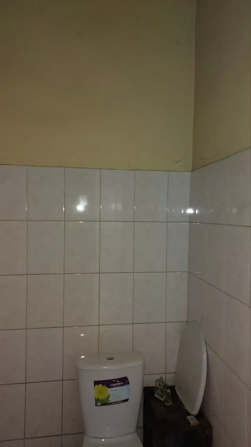 Будова на Приморській вул. 8