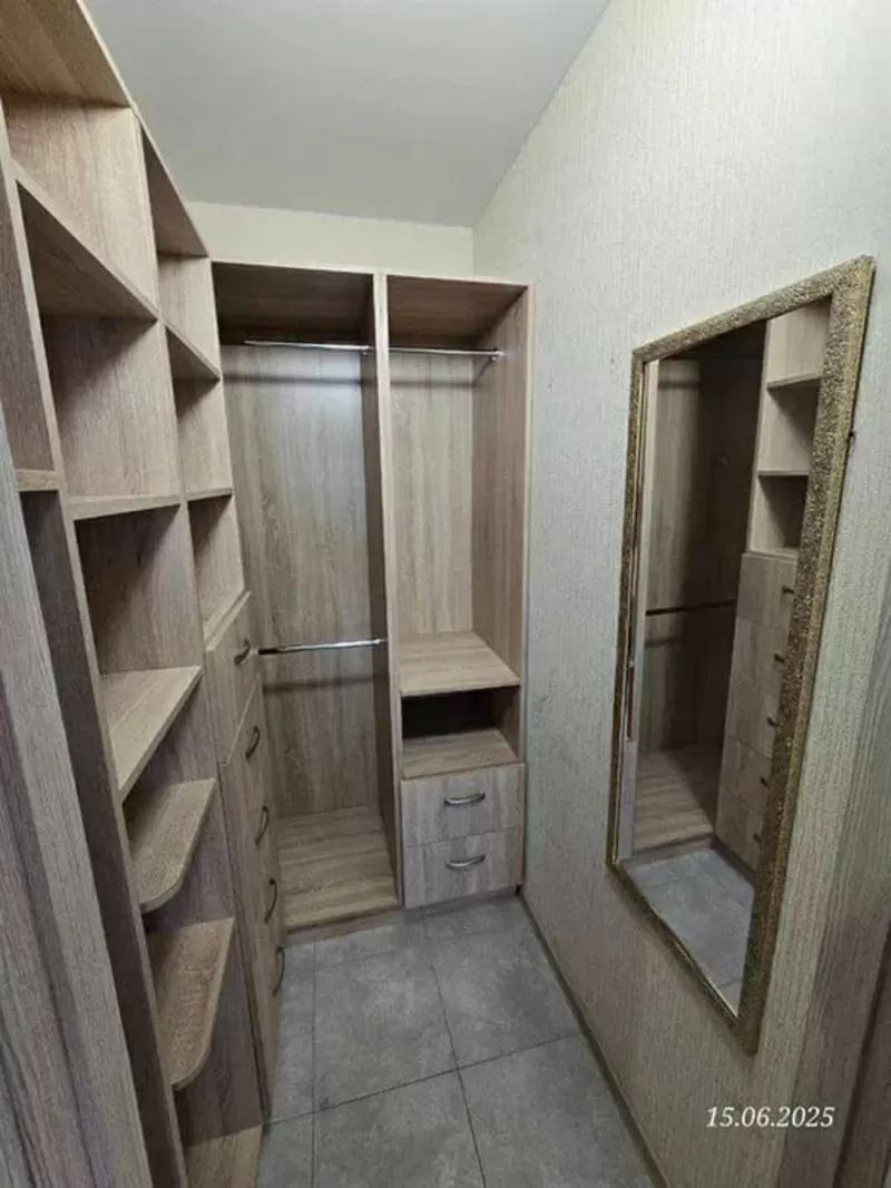 квартира Грушевського вул 8