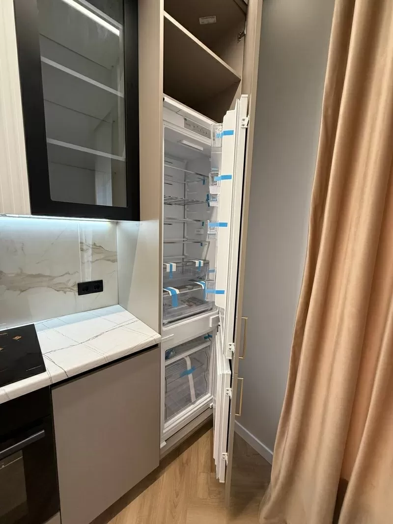 Продаж квартири на вул. Краснова 3