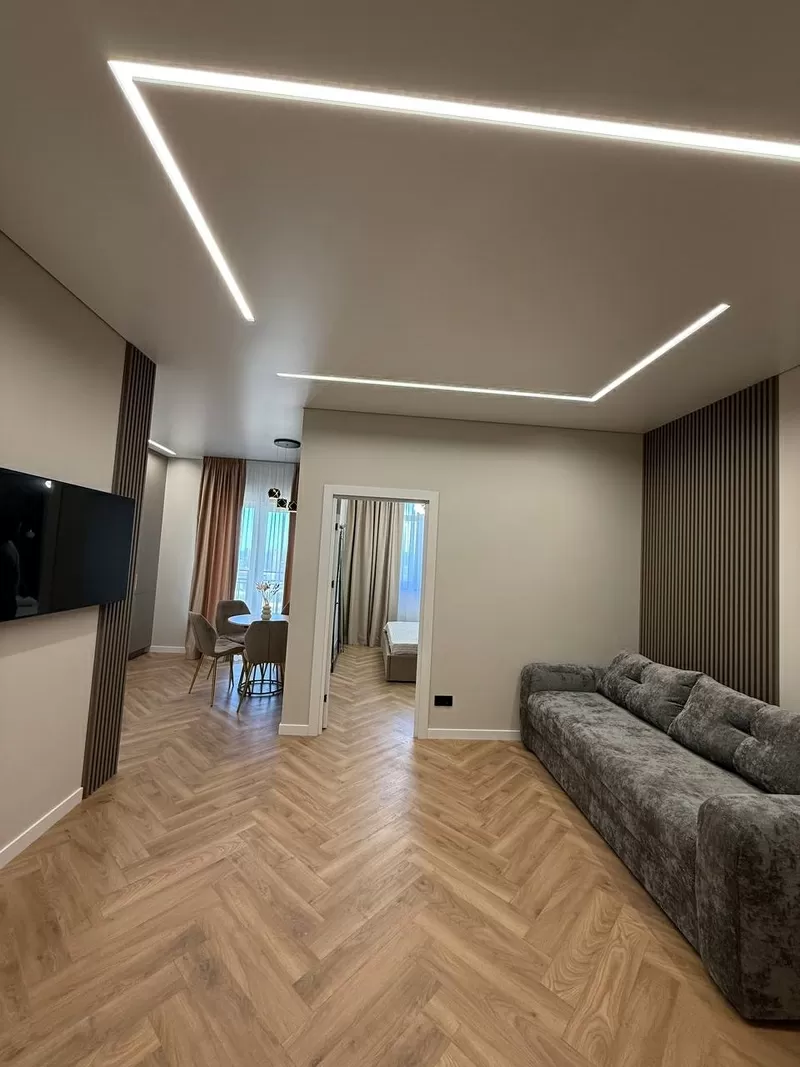 Продаж квартири на вул. Краснова 6