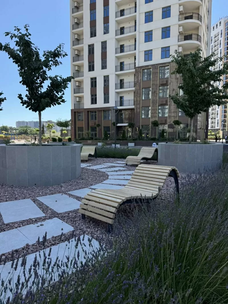 Трикімнатна квартира в Кадорр-Сіті Краснова вул. 4