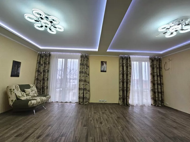 Квартира на Дмитрия Донского 6