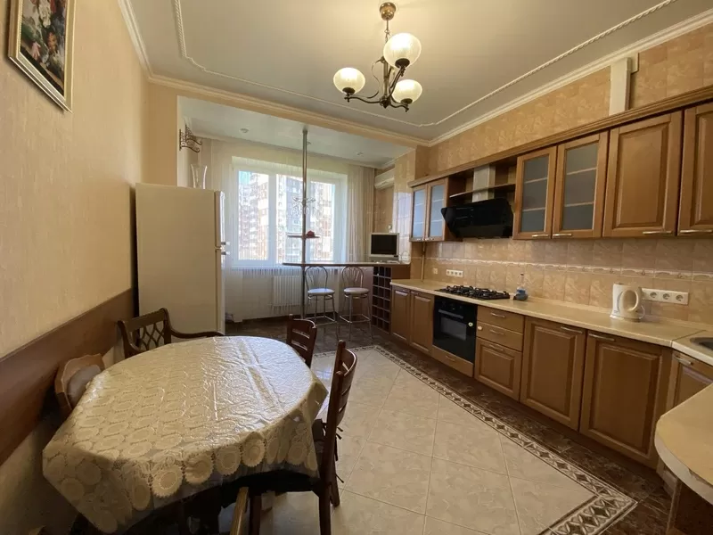 Квартира на Довженко вул. 2