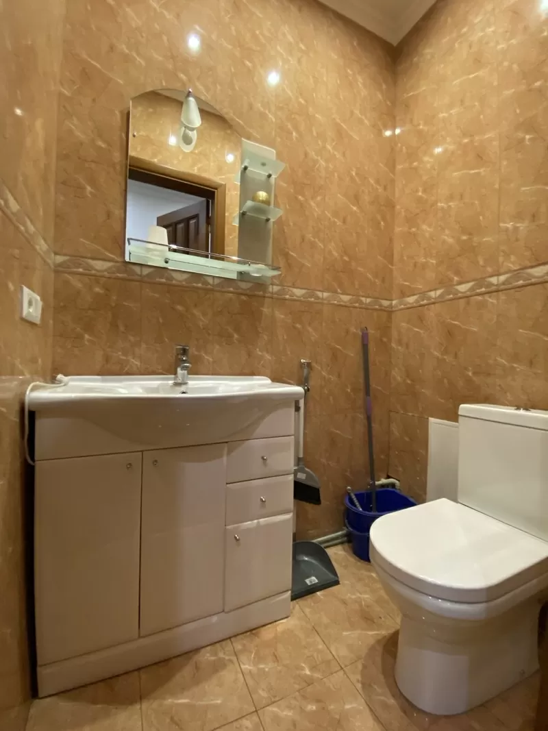 Квартира на Довженко вул. 5