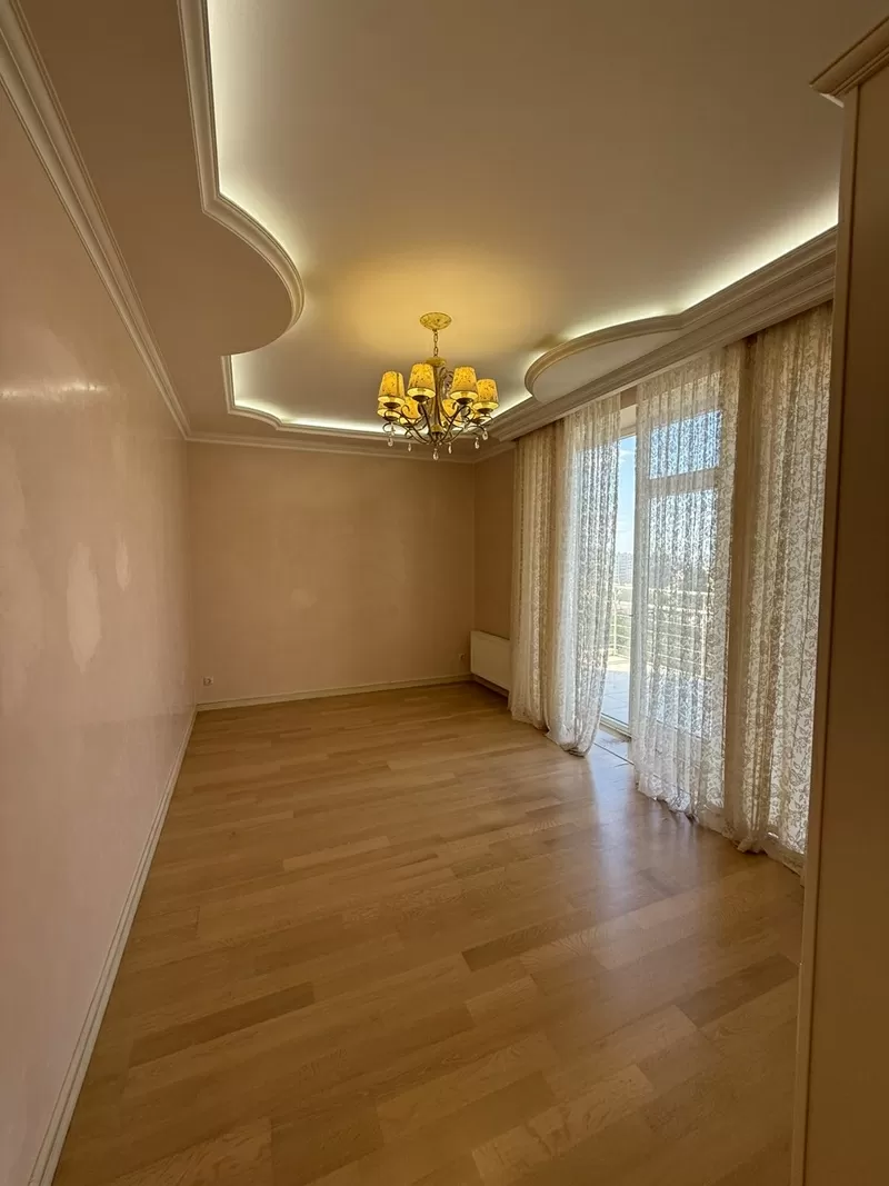 4х кимнатна Мукачевский пер 5