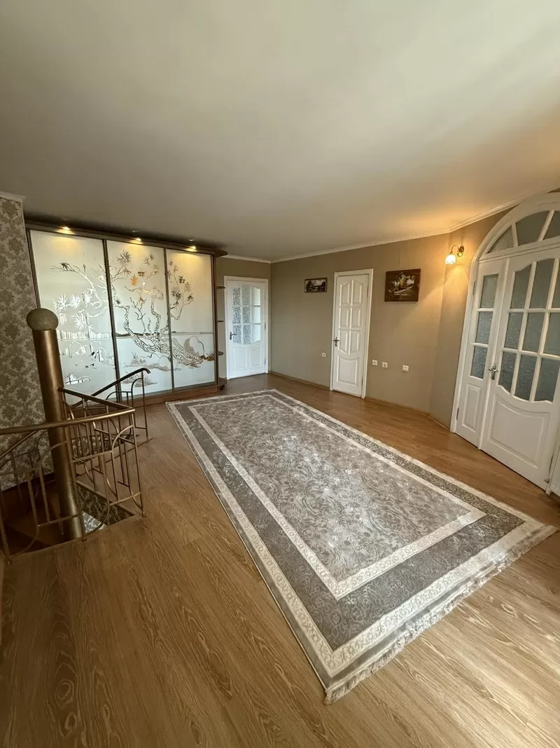 Квартира на Пантелеймонівська вул. 6