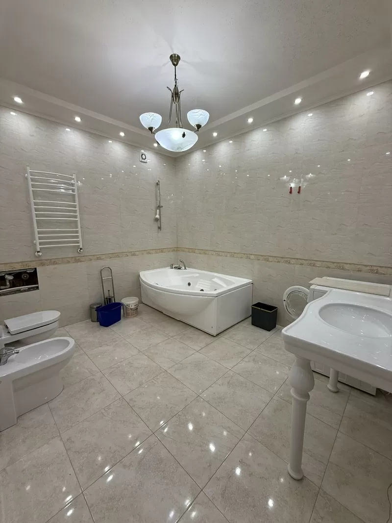 4х кимнатна Мукачевский пер 3