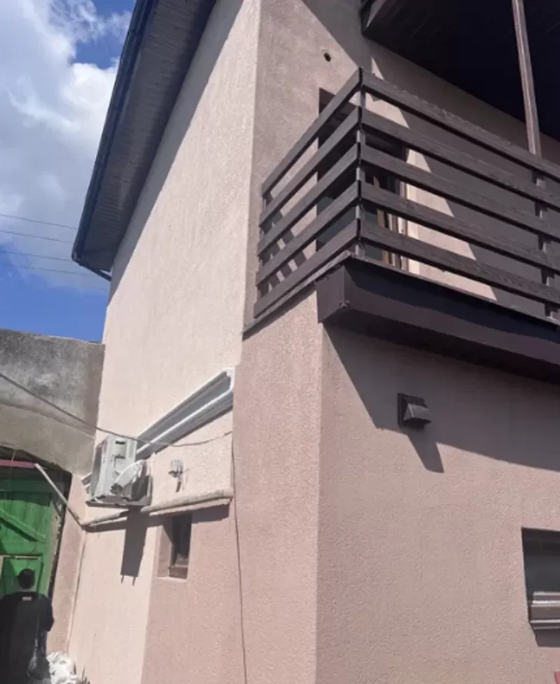 3х Поверховий ДІМ на Слобідці вул.Никитіна 4