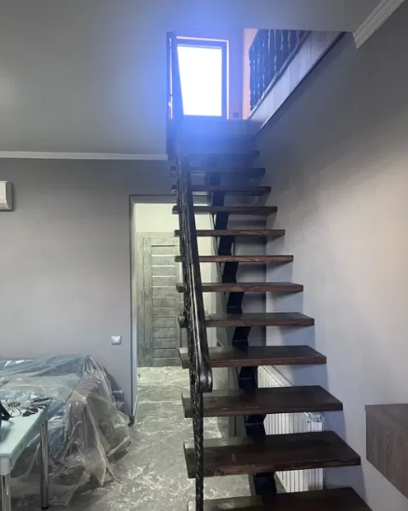 3х Поверховий ДІМ на Слобідці вул.Никитіна 6