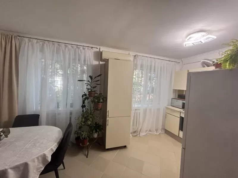 Квартира на Радісна вул. 3