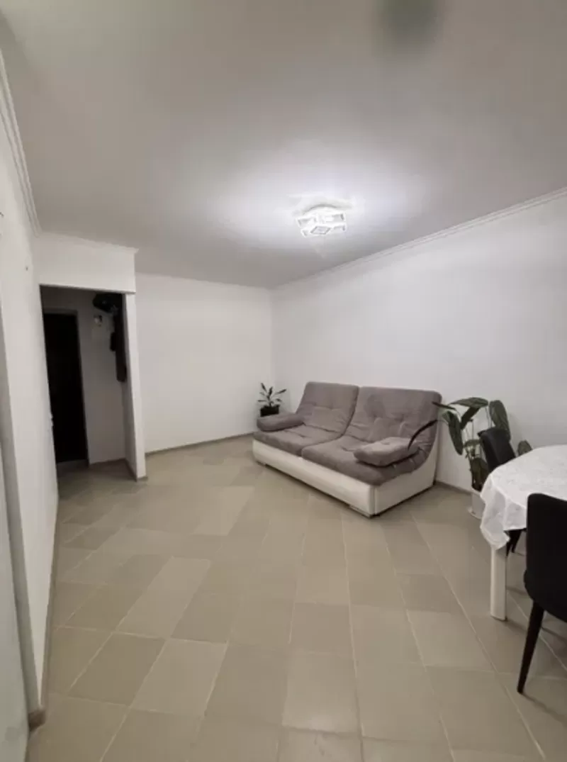 Квартира на Радісна вул. 4