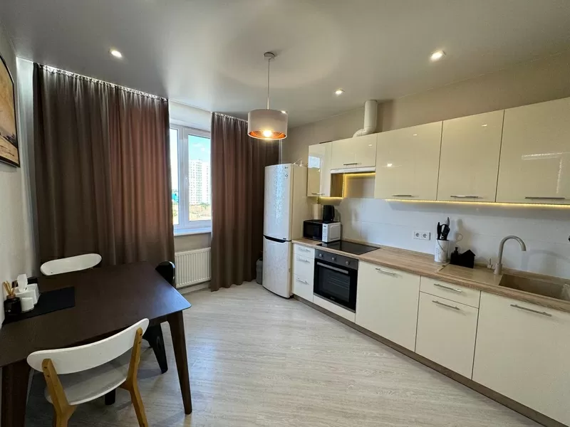 Однокімнатна квартира на Перлинна вул. 5