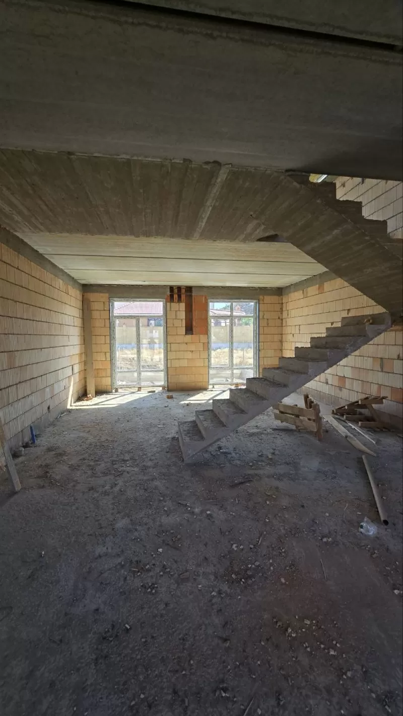 Таунхаус на Лазурна вул. 5