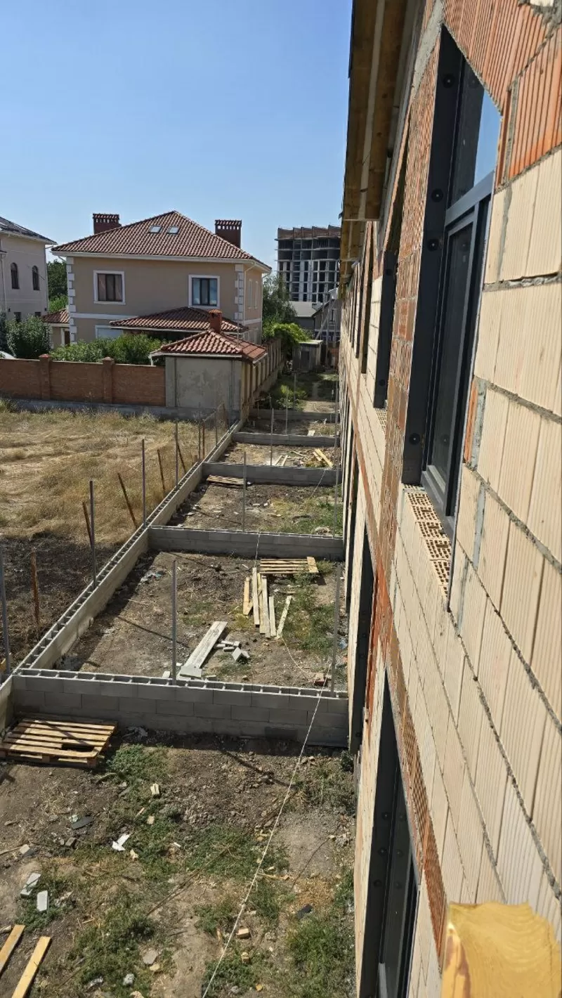 Таунхаус на Лазурна вул. 8