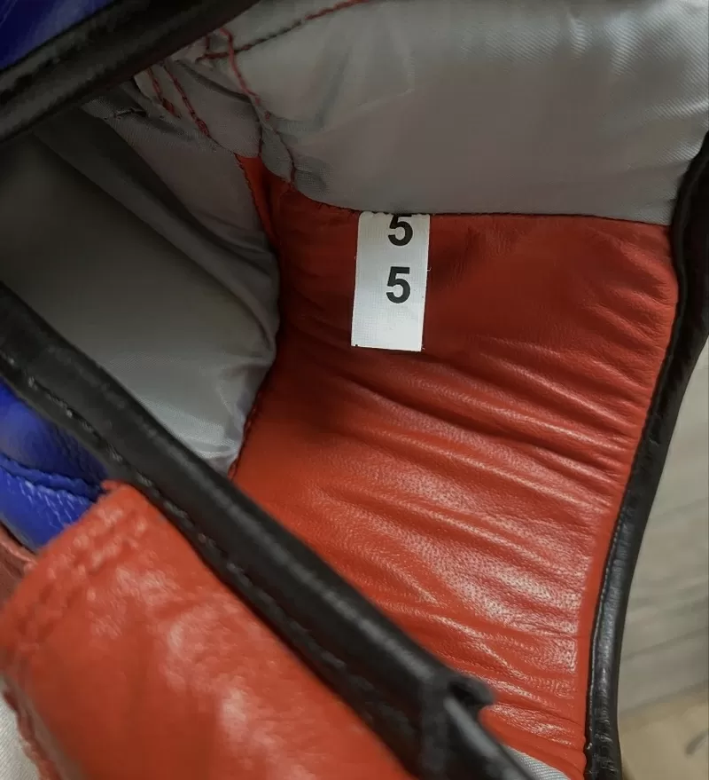 Бокс Перчатки Everlast с автографом Виталия Кличко (оригинал/ редкость 5