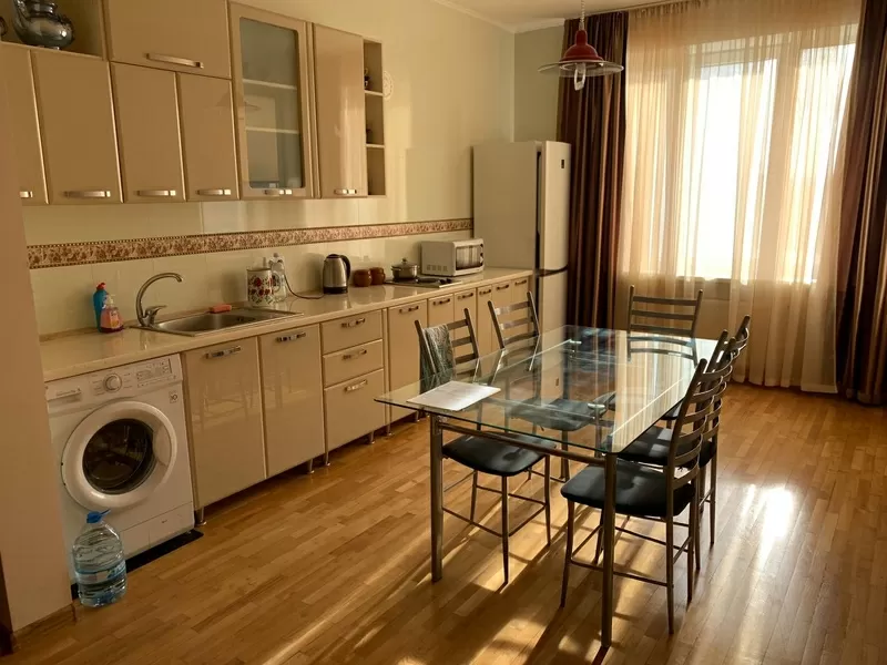 Квартира на Середньофонтанській вул. 2