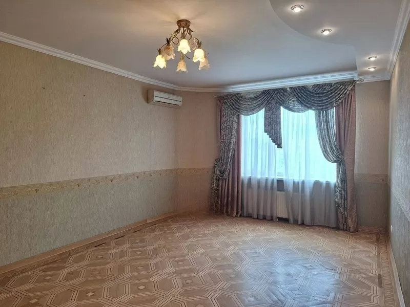 3 комнатная квартира на Новосельского ул 4