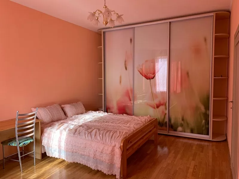 Квартира на Середньофонтанській вул. 5