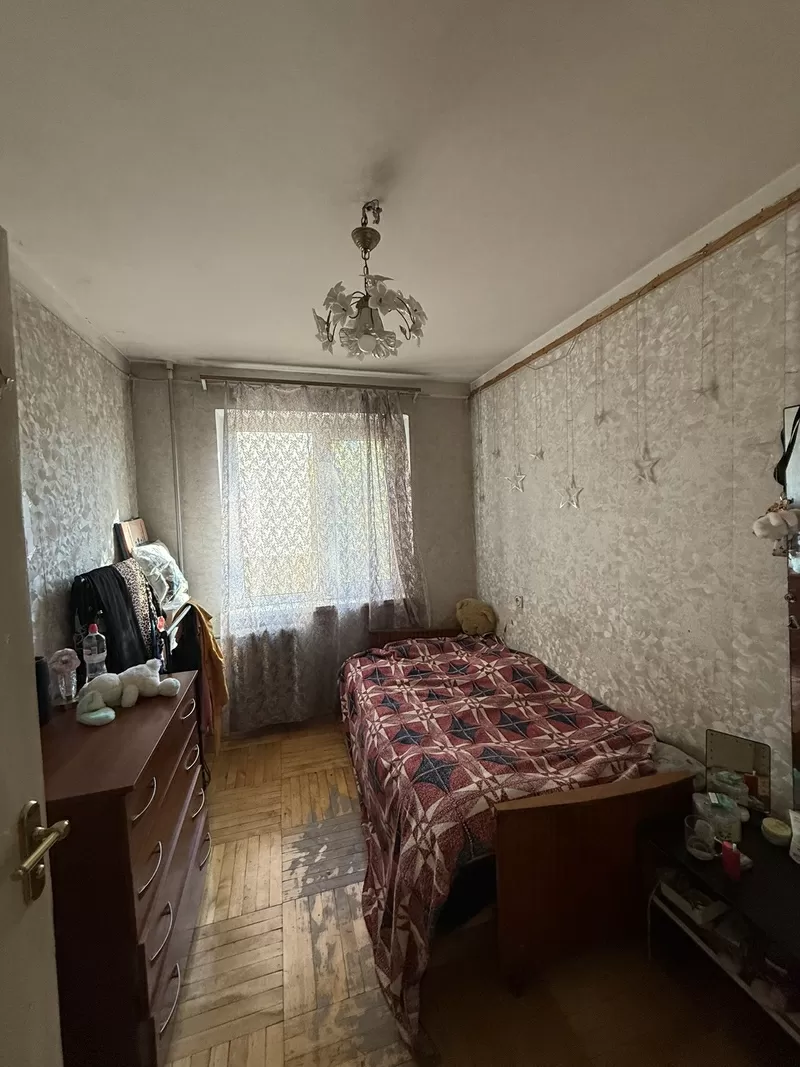 Трикімнатна квартира на проспекті Небестної Сотні вул. 8