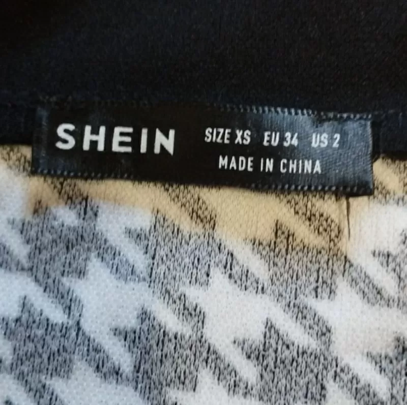 Красива сукня ТМ SHEIN в новому стані 5