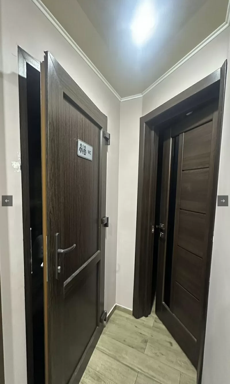 Комерцiйне примыщення на Адмiральский просп. 3