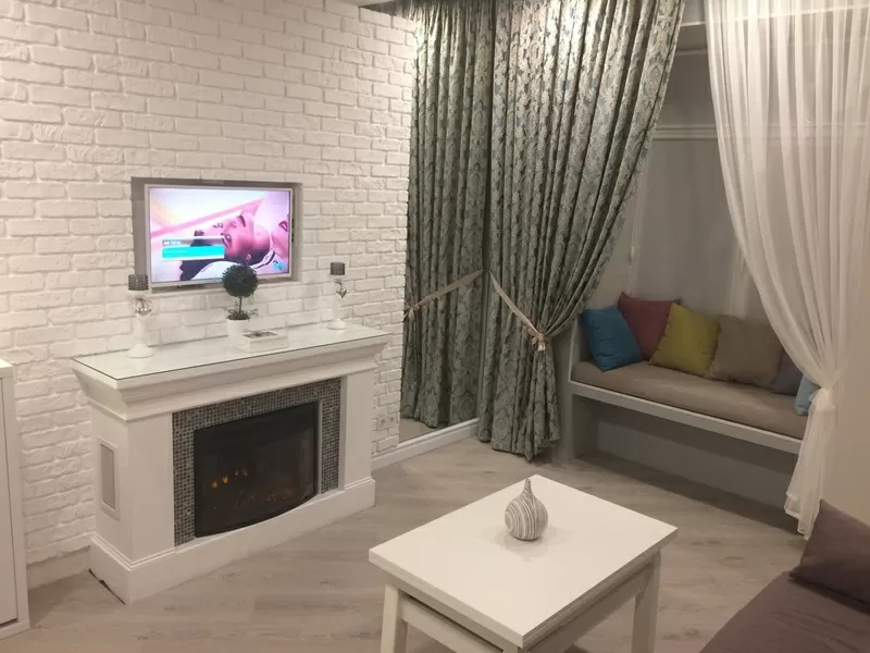 Квартира на вул. Строкатої Н. (вул. Буніна) 4