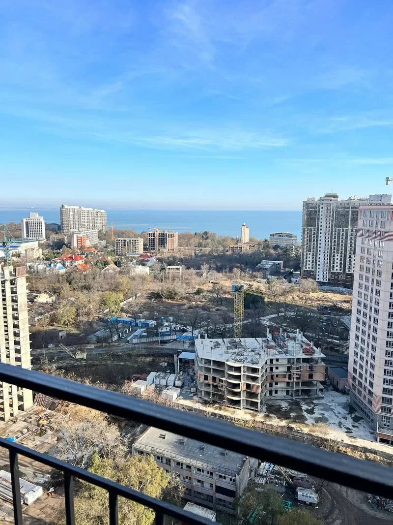 Квартира на Генуезька вул 4