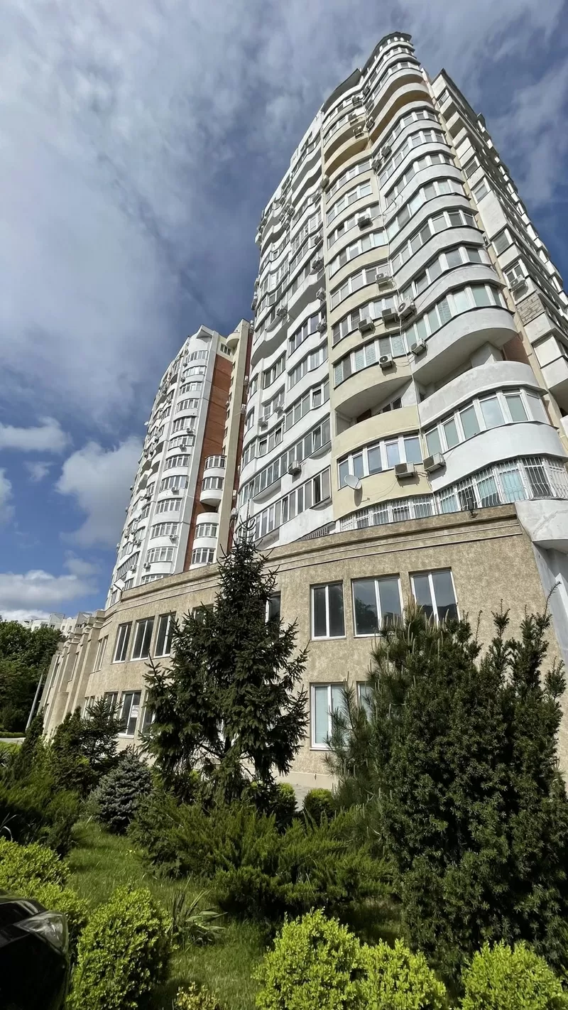 Квартира на Педагогічній вул. Приморский р-н 4