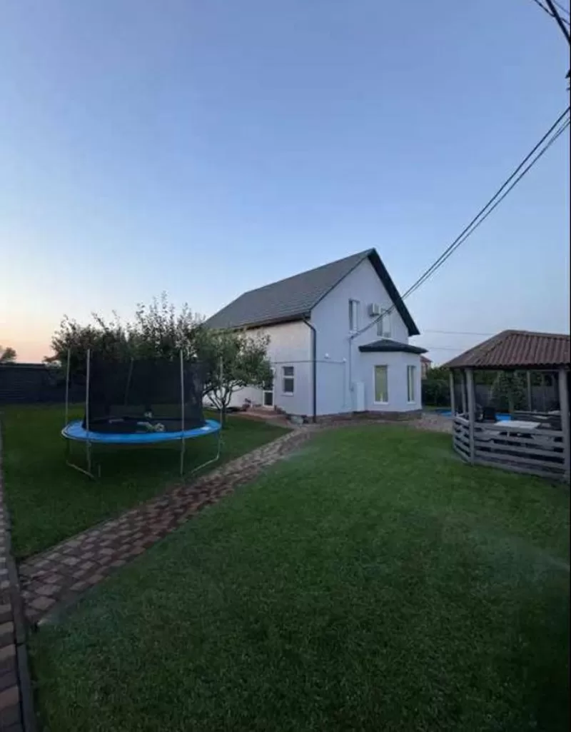 Будинок пров Східний Великий Дальник 5