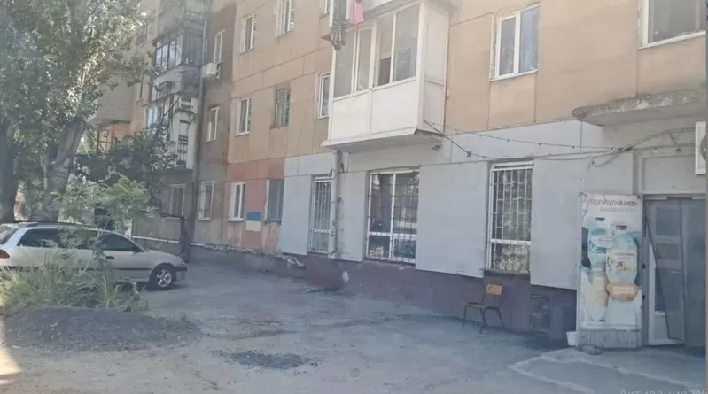 Простора 3-кімнатна квартира на Слобідці за бюджетною ціною 3