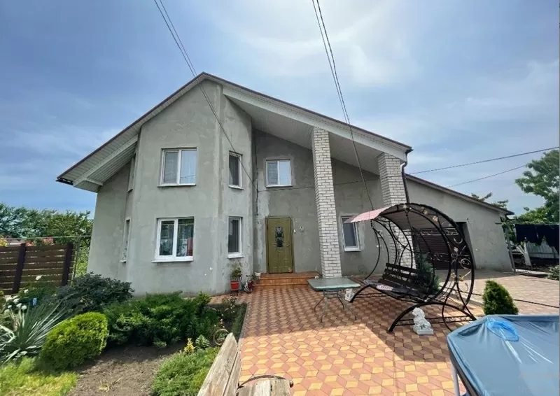 Просторный красивый 2х эт дом в ближайшем пригороде Одессы