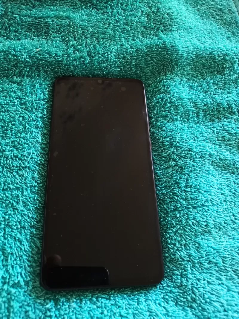 Смартфон Huawei P30 2