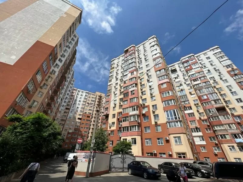 Квартира на Масив Райдужний вул.
