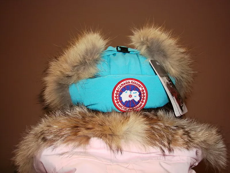 Шапка пуховик Aviator Hat CANADA GOOSE. Натуральный мех Койота. 2